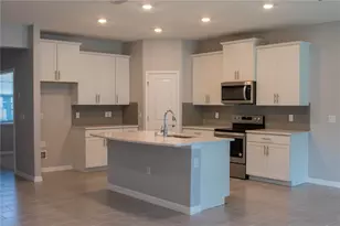 8004 Praise Dr, Tampa, FL 33625 - Photo 7