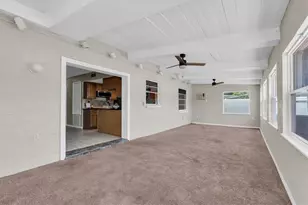 12101 74th St, Largo, FL 33773 - Photo 17