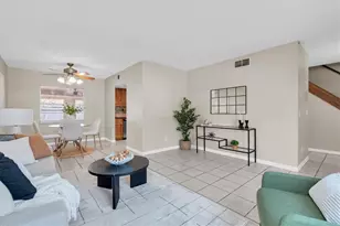 12101 74th St, Largo, FL 33773 - Photo 5