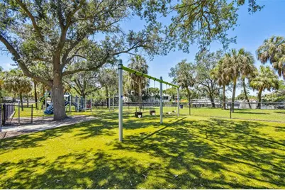 4790 Shore Acres Boulevard NE, Saint Petersburg, FL 33703 - Photo 53