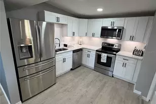 432 2nd Ave NE, Largo, FL 33770 - Photo 13