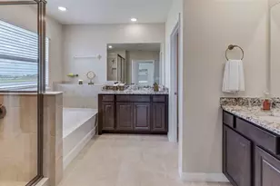 4311 Hidden Farm Dr, Plant City, FL 33565 - Photo 9