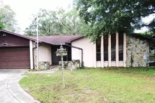 5526 Cactus Cir, Spring Hill, FL 34606 - Photo 1
