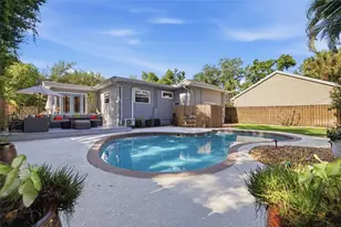 1055 Monticello Blvd N, Saint Petersburg, FL 33703 - Photo 31