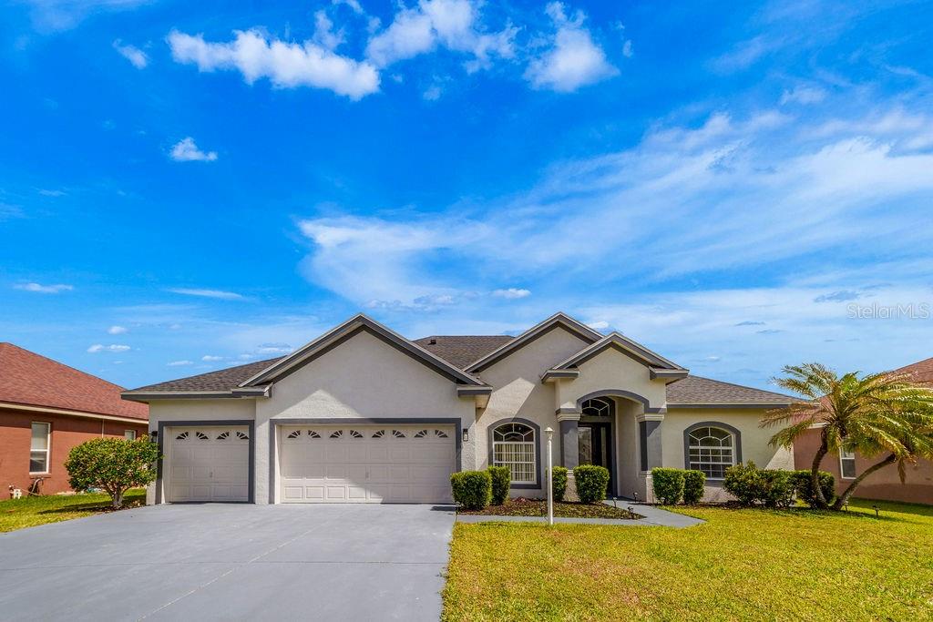258 Terranova Blvd - 258 Terranova Blvd, Winter Haven, FL 33880 Luxury Property | Jose Angel Pina