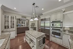 810 Savannah Oaks Dr, Brooksville, FL 34602 - Photo 17