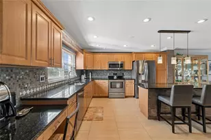 152 117th Ave, Treasure Island, FL 33706 - Photo 13