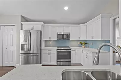 382 Fountainview Circle, Oldsmar, FL 34677 - Photo 7