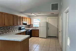 4843 Billy Direct Ln, Lutz, FL 33559 - Photo 5