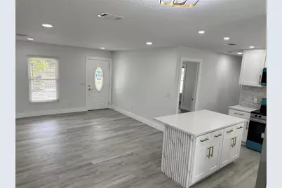 6405 S Manhattan Avenue, Tampa, FL 33616 - Photo 9