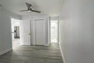 6405 S Manhattan Ave, Tampa, FL 33616 - Photo 13