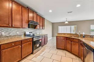 260 Williamson Dr, Davenport, FL 33897 - Photo 17