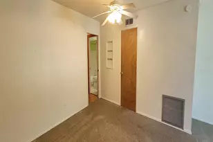 2298 Netherlands Dr, Clearwater, FL 33763 - Photo 17