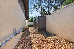 13522 Avista Dr, Tampa, FL 33624 - Photo 53