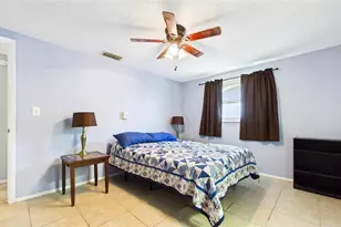 8840 Carmen Ln, Port Richey, FL 34668 - Photo 25