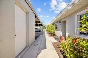 9609 Brassie Ct, New Port Richey, FL 34655 - Photo 7