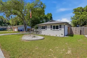 3809 Parkside Dr, Valrico, FL 33594 - Photo 29