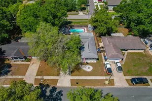 3809 Parkside Dr, Valrico, FL 33594 - Photo 47