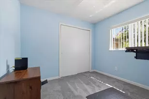3809 Parkside Dr, Valrico, FL 33594 - Photo 9