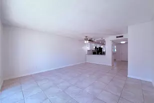 6332 Newtown Cir, Tampa, FL 33615 - Photo 7