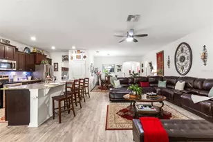 12421 Eastpointe Dr, Dade City, FL 33525 - Photo 23