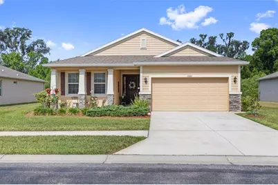 12421 Eastpointe Drive, Dade City, FL 33525 - Photo 1