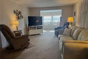 82199 F Street N, Pinellas Park, FL 33781 - Photo 7