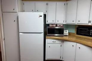 82199 F Street N, Pinellas Park, FL 33781 - Photo 15