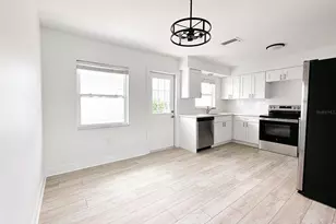 11295 1st St E, Treasure Island, FL 33706 - Photo 31