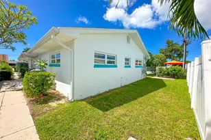 11295 1st St E, Treasure Island, FL 33706 - Photo 53