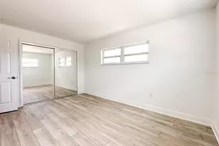 11295 1st St E, Treasure Island, FL 33706 - Photo 21