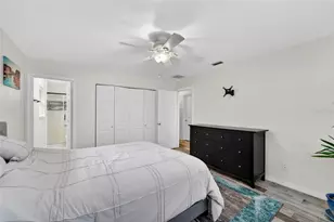 2842 61st Ln N, Saint Petersburg, FL 33710 - Photo 23