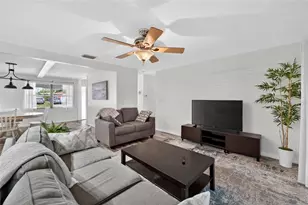 2842 61st Ln N, Saint Petersburg, FL 33710 - Photo 17