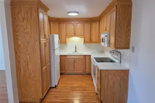 14602 Pine Glen Cir, Lutz, FL 33559 - Photo 13