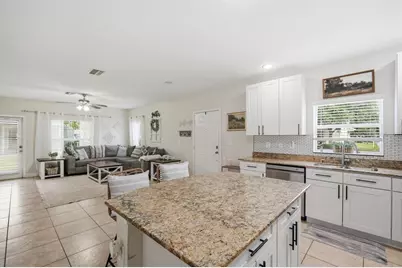 4711 Chatterton Way, Riverview, FL 33578 - Photo 9