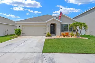 2411 Mizner Bay Ave, Bradenton, FL 34208 - Photo 1