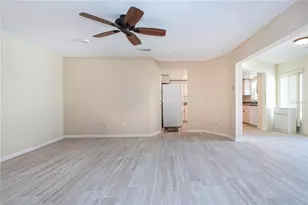 1904 Bosky Ct, Sun City Center, FL 33573 - Photo 9