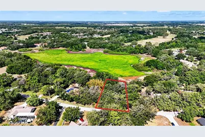 5355 Bernadette Dr, Zephyrhills, FL 33541 - Photo 25