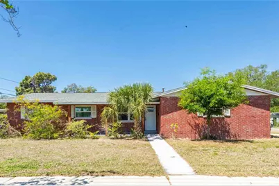 2741 37th Street S, Saint Petersburg, FL 33711 - Photo 1