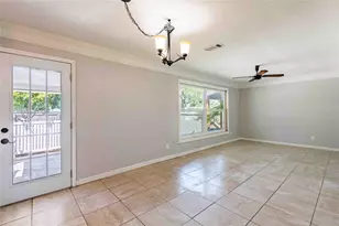 2741 37th St S, Saint Petersburg, FL 33711 - Photo 5