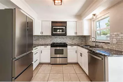 2741 37th Street S, Saint Petersburg, FL 33711 - Photo 7