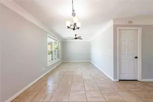 2741 37th St S, Saint Petersburg, FL 33711 - Photo 11