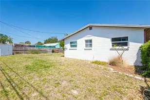 2741 37th St S, Saint Petersburg, FL 33711 - Photo 27