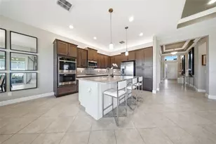 15528 Corona Del Mar Dr, Wimauma, FL 33598 - Photo 5