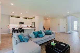 4531 Almada Ln SE, Wesley Chapel, FL 33543 - Photo 7