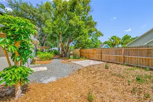 23907 Lake Bark Ct, Lutz, FL 33559 - Photo 31