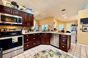 3350 Laurelwood Ct, Tarpon Springs, FL 34688 - Photo 13