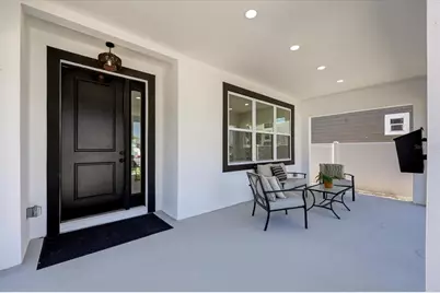 1044 12th Avenue S, Saint Petersburg, FL 33705 - Photo 5