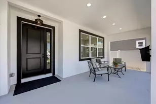 1044 12th Ave S, Saint Petersburg, FL 33705 - Photo 5