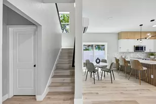 1044 12th Ave S, Saint Petersburg, FL 33705 - Photo 19